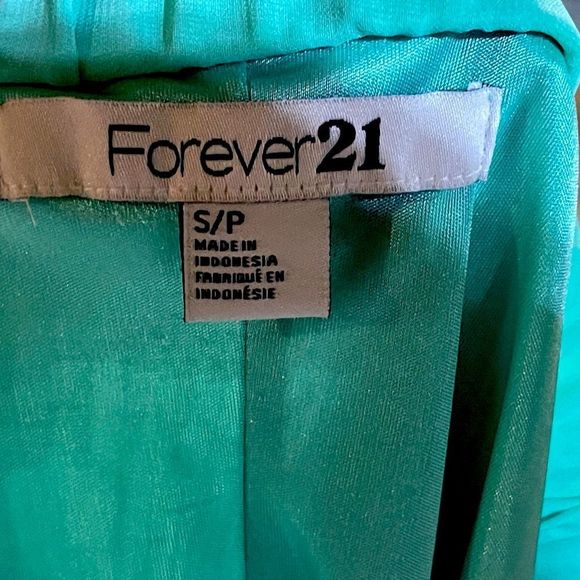 Teal knee length Forever 21 skirt - Picture 3 of 3